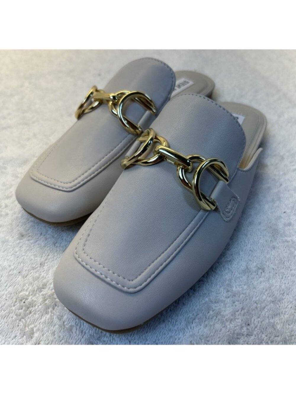 Steve Madden Glacier Slide Mule Bone Gold Chain Decoration Top New Women SZ 6.5 - Picture 2 of 10